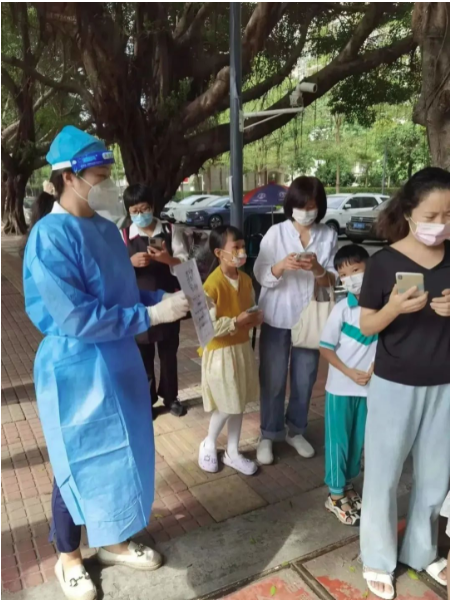 新仕誠公司紀檢干部督戰(zhàn)并進，以實際行動筑牢疫情防護網